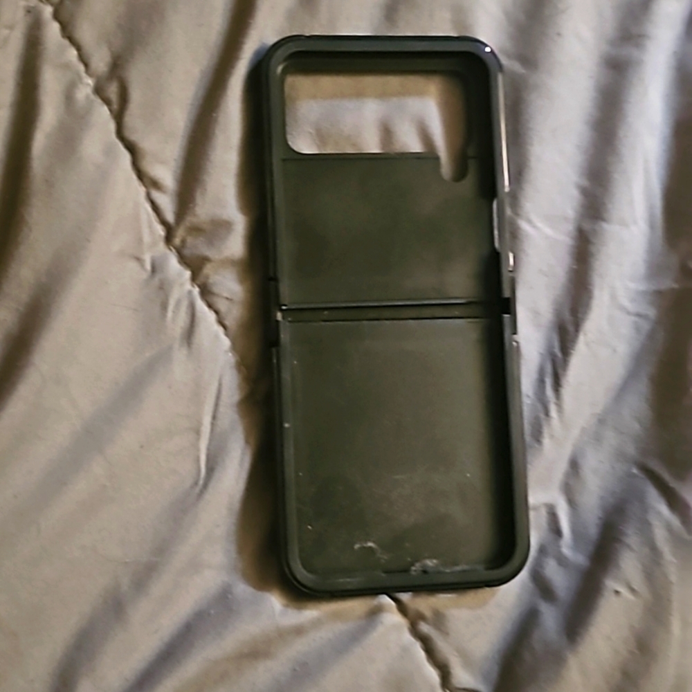 Galaxy z flip 3 case